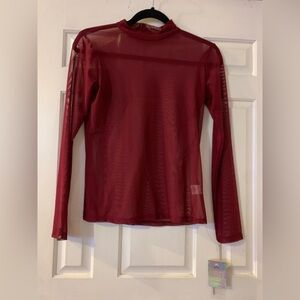 New mesh tutle neck top